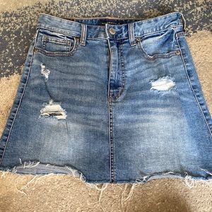 2/$10! AEROPOSTALE. Women’s skirt.